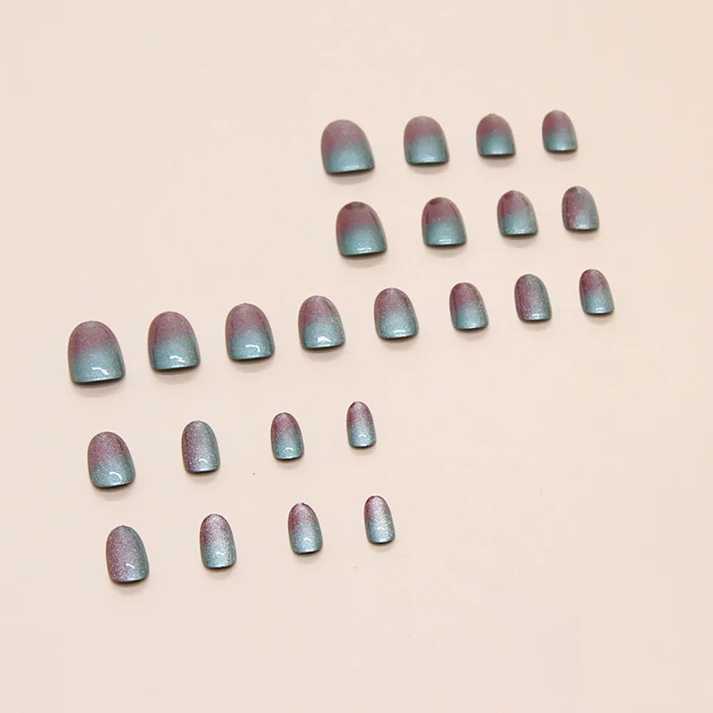 LAQTA short square fake nails with a stylish design, perfect for a chic and modern manicure.