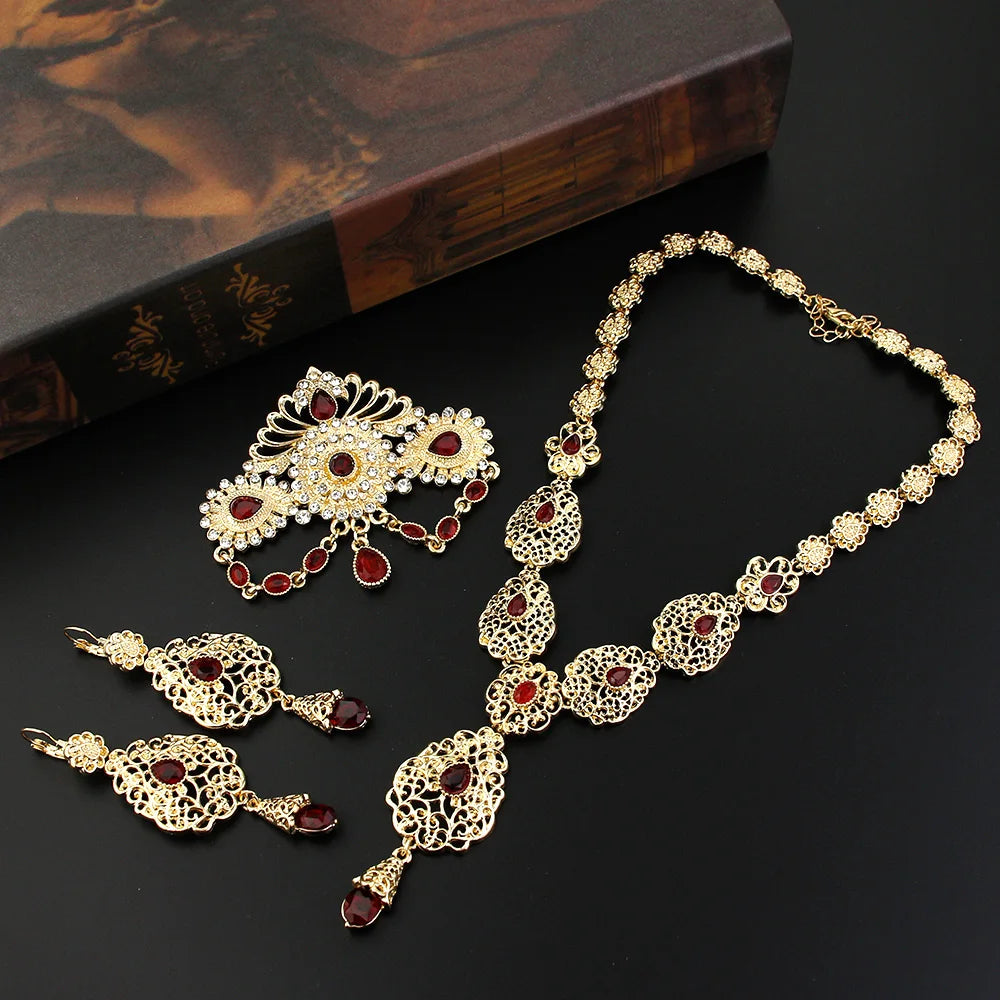 Elegant Moroccan bride jewelry by LAQTA, featuring intricate gold-toned accessories with traditional designs for special occasions.