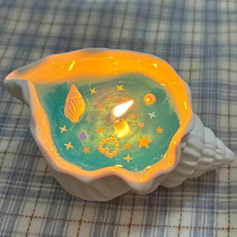 LAQTA Sea Shell Aromatherapy Candle with seashell design, relaxing candle for home aromatherapy and coastal decor.