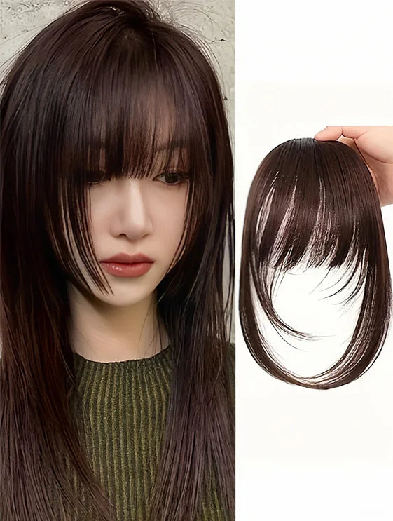 LAQTA synthetic hair clip showing a close-up of sleek, durable hair accessories with a secure clip mechanism.