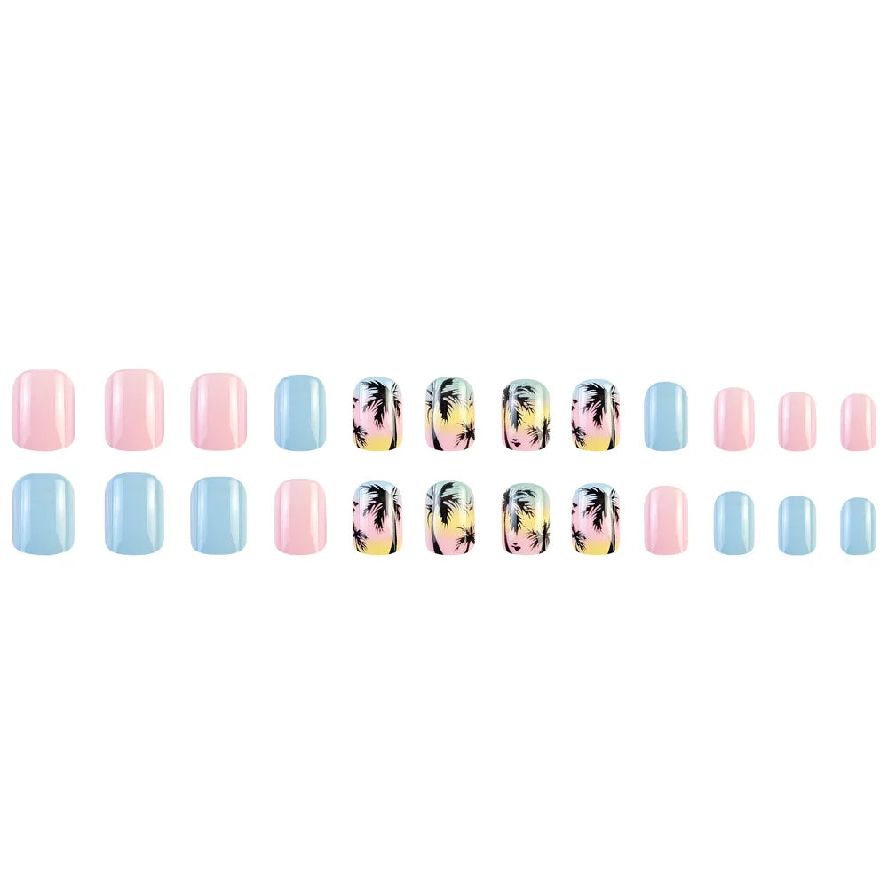 Short square fake nails by LAQTA, featuring a sleek and natural-looking design with a smooth, polished finish.