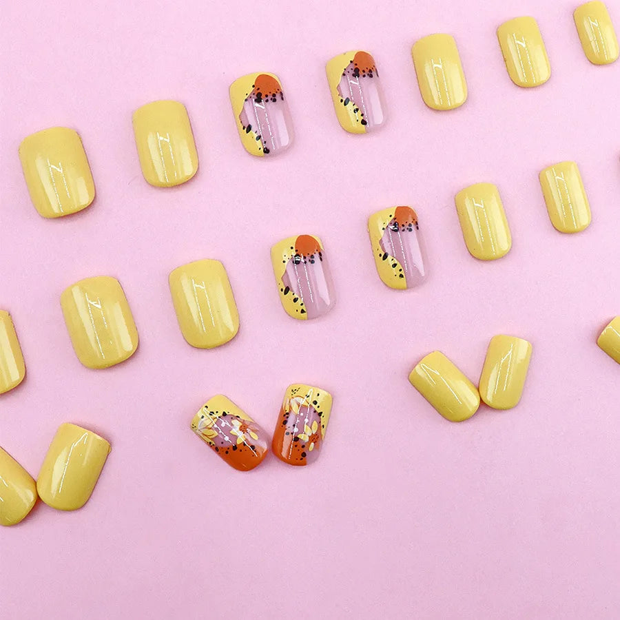 Set of 24 short square-shaped LAQTA acrylic nails with a smooth, glossy finish for natural-looking manicures.