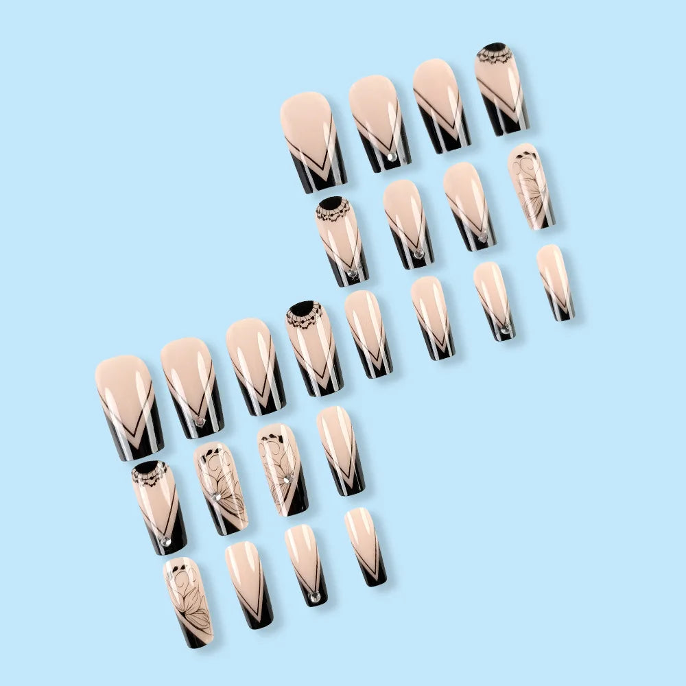 Short square fake nails by LAQTA with a sleek, natural finish perfect for stylish nail extensions.