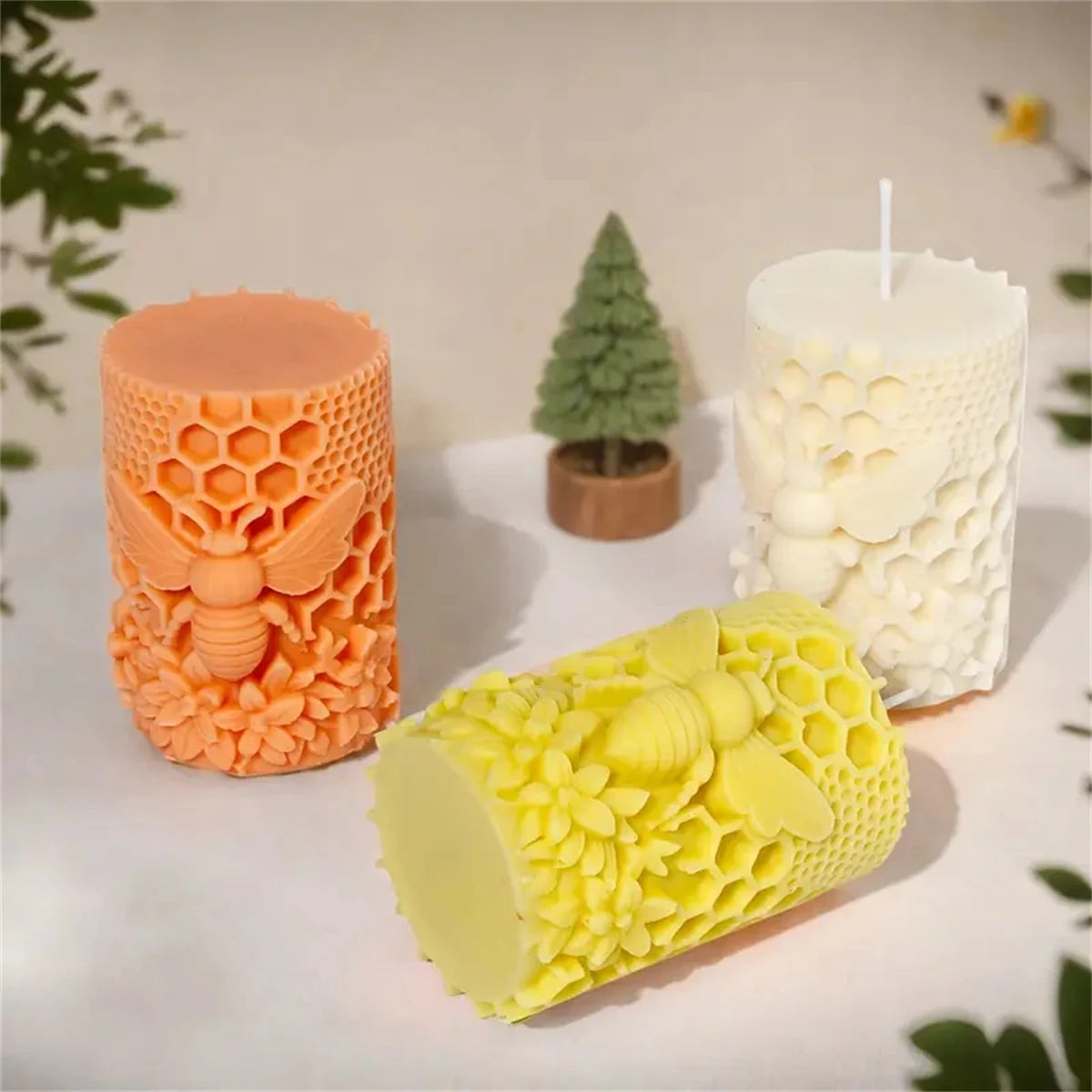 LAQTA 3D Honeycomb Pillar Candle Silicone Mold showing detailed honeycomb pattern for creating decorative candles