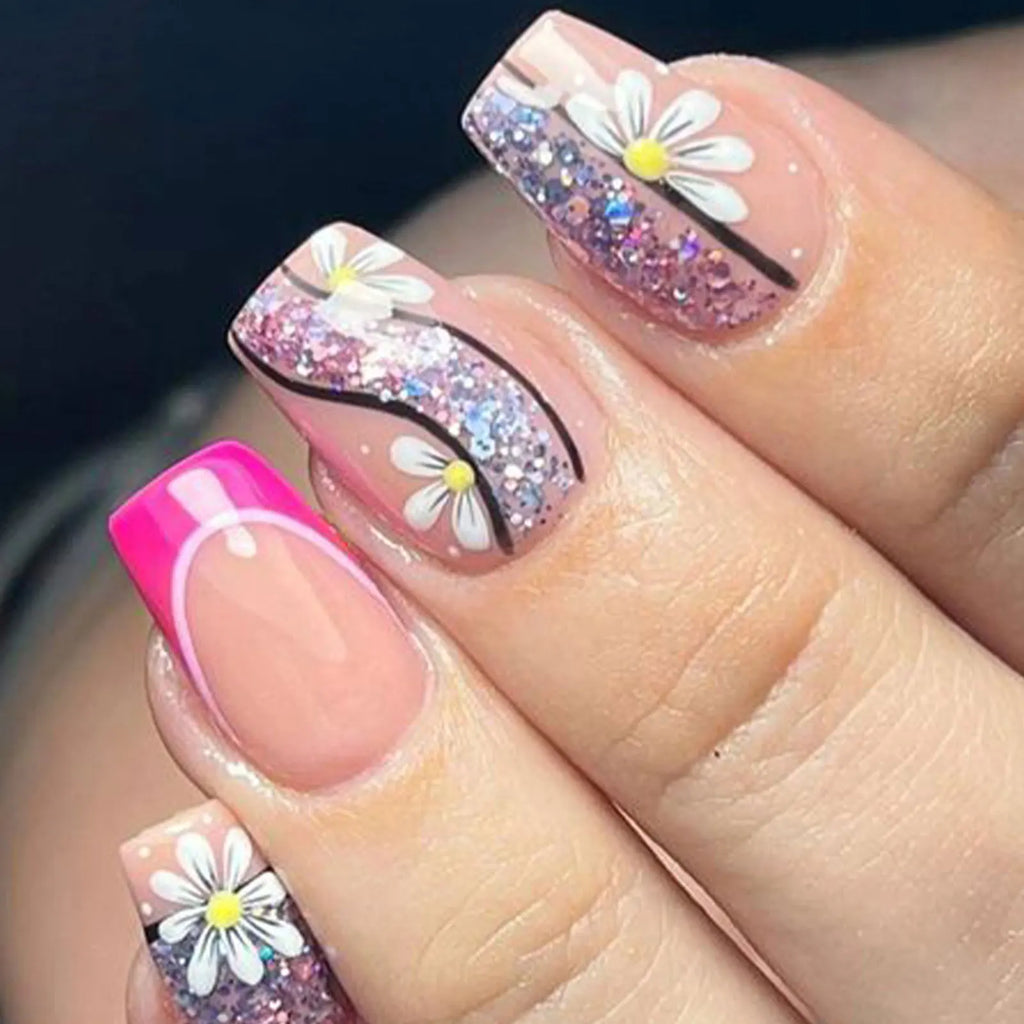 Set of 24 short acrylic nails from LAQTA featuring stylish, natural-looking saure nail designs for easy application.