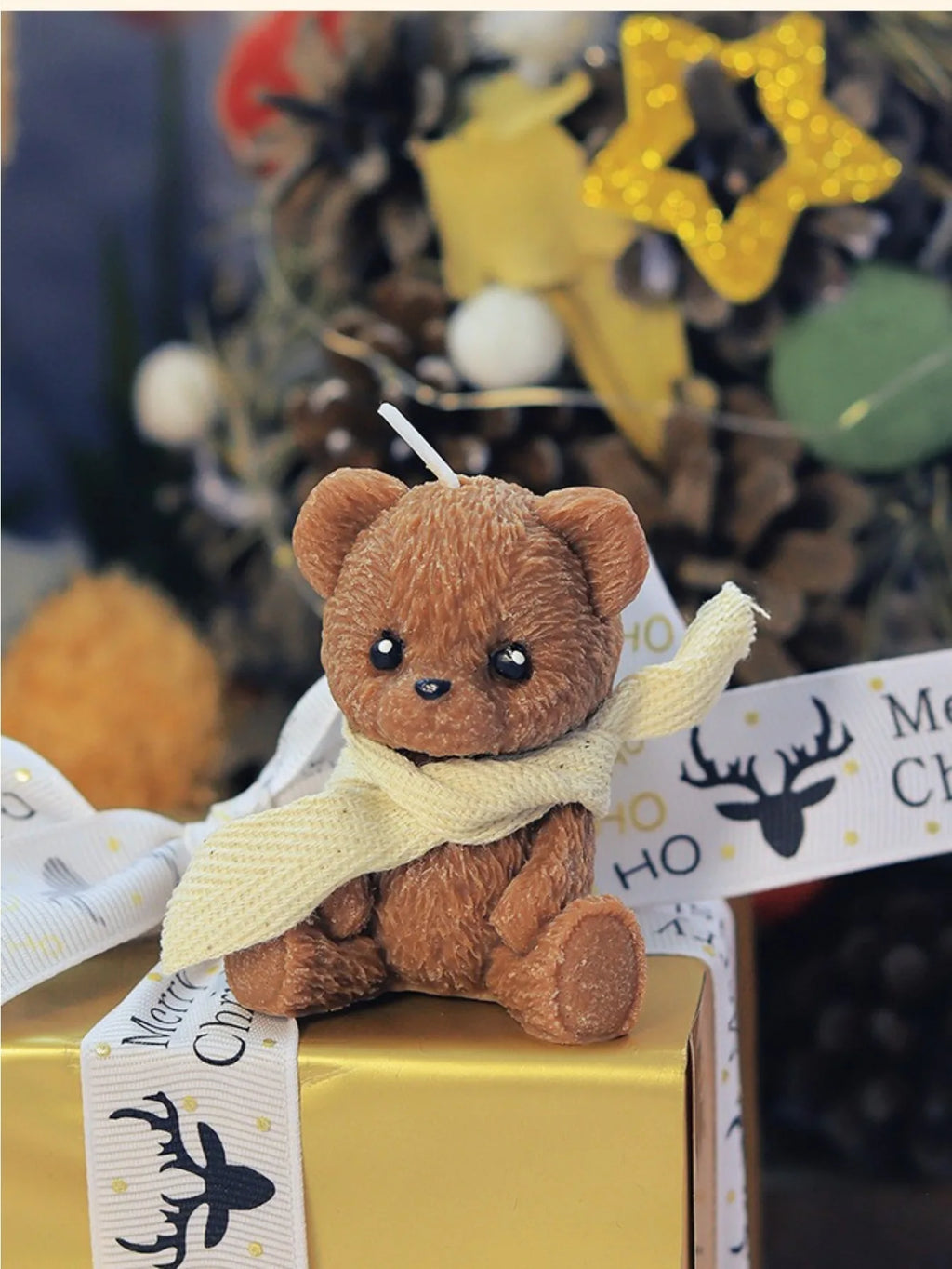 LAQTA Cute Scarf Teddy Bear scented candle with cozy design, featuring a plush teddy bear wearing a scarf.