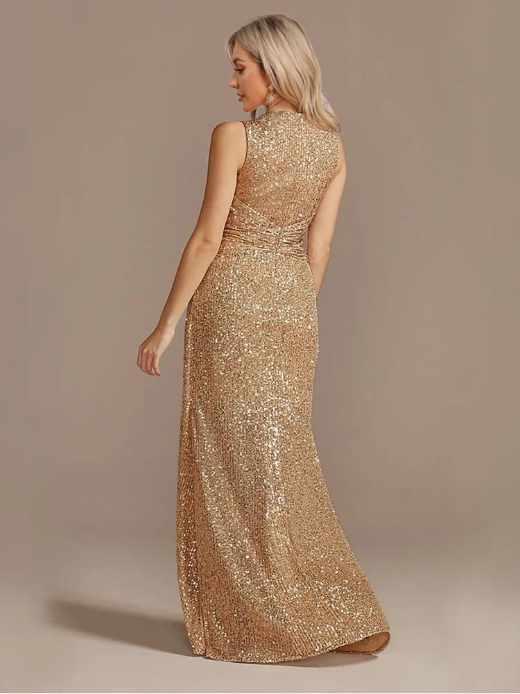 Elegant LAQTA evening dress in black with a flowing silhouette and intricate lace details, suitable for formal occasions.