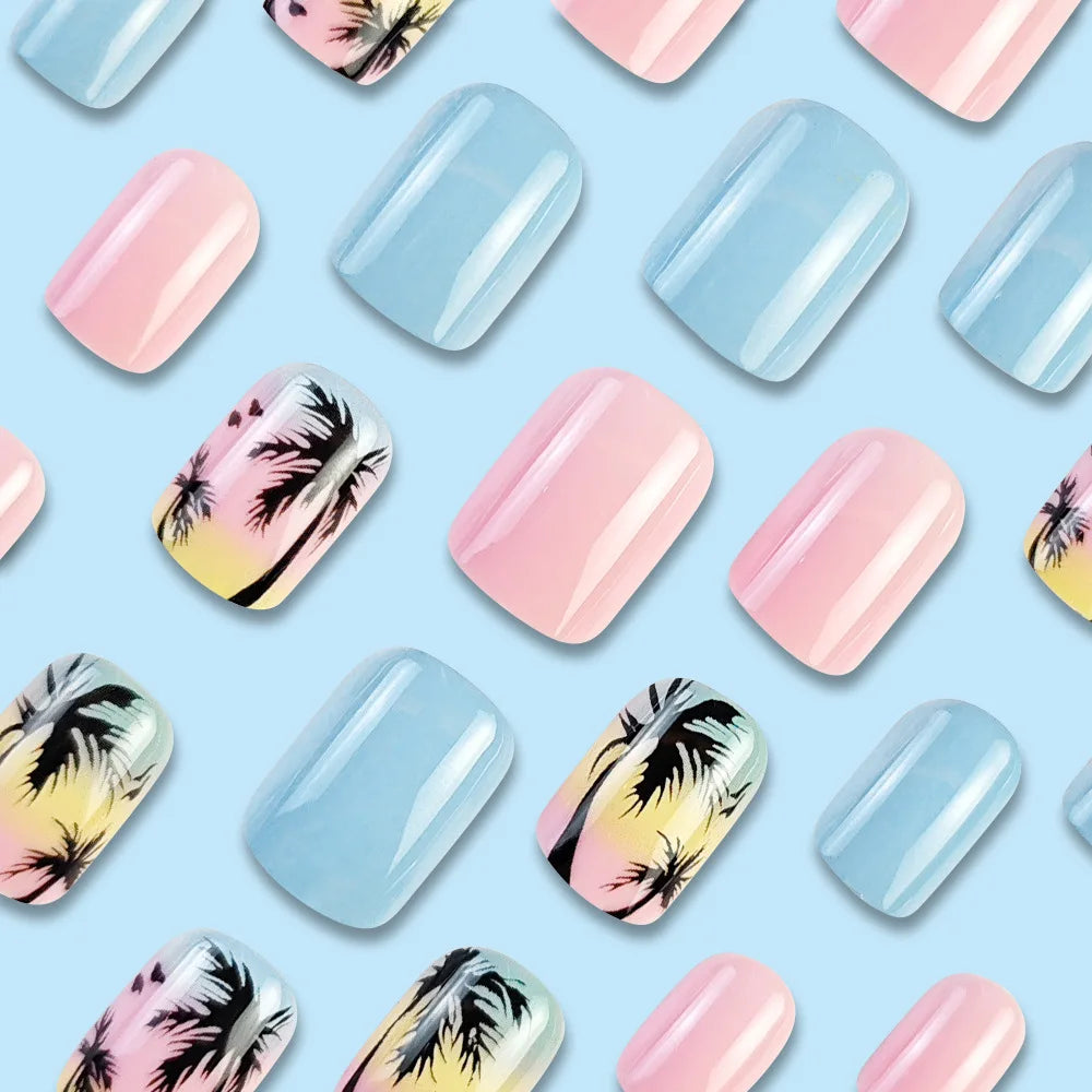 Short square fake nails by LAQTA, featuring a sleek, natural-looking design with a smooth finish and clean square shape.