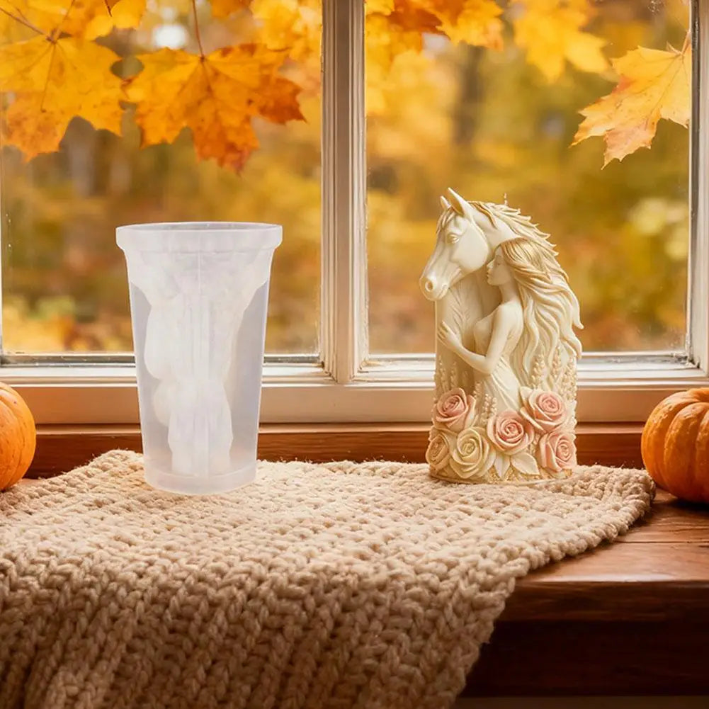 LAQTA dreamy horse head candle mold showing detailed horse head shape with smooth edges for candle casting.