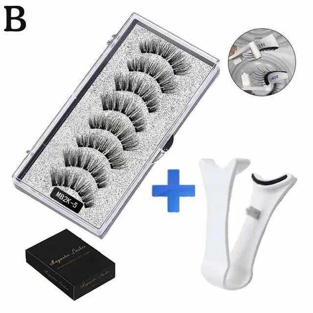 Natural Magnetic Eyelashes 3D by LAQTA, close-up of the reusable false eyelashes with magnetic strips on a white background.