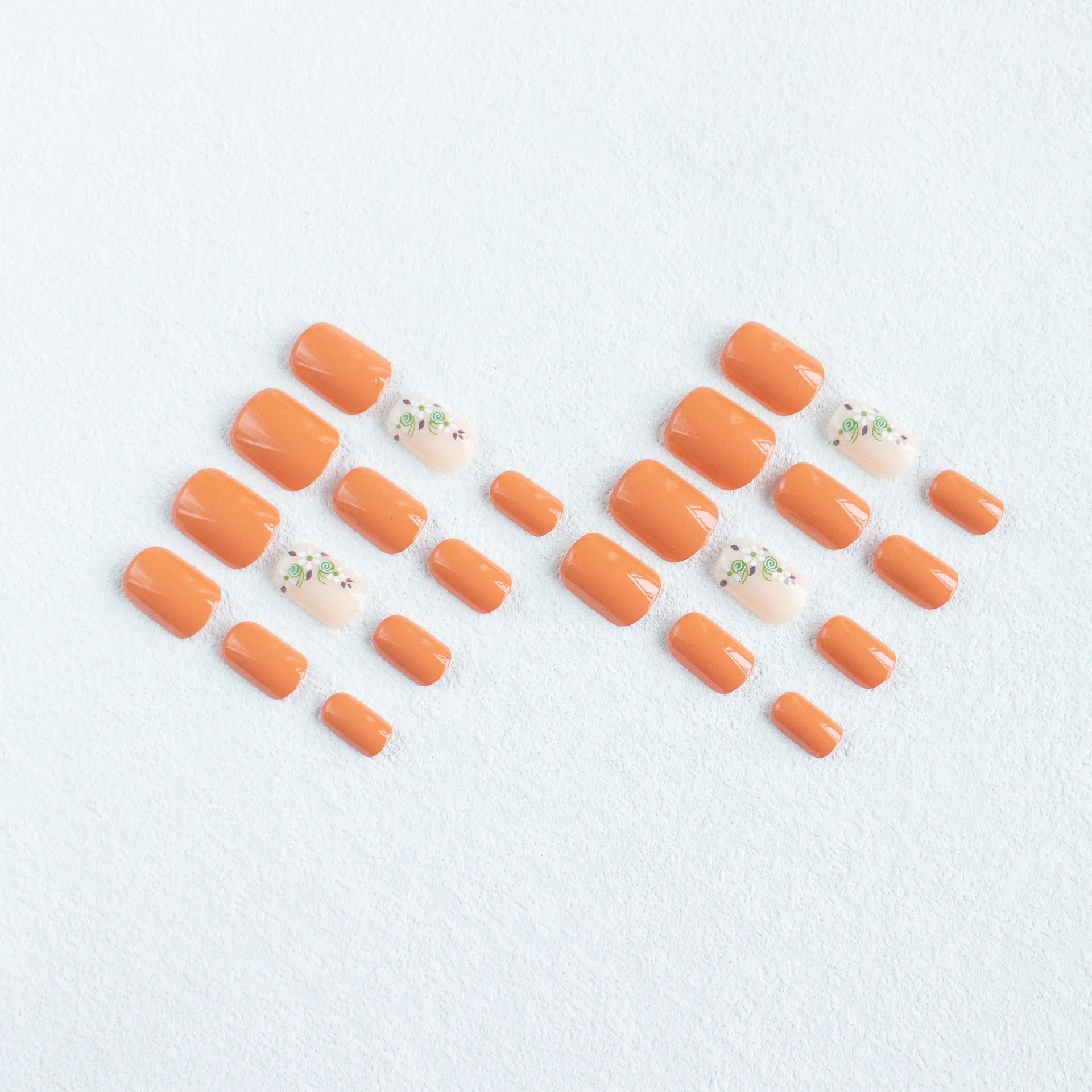 Short square fake nails by LAQTA, featuring a stylish design with a smooth finish and natural appearance.