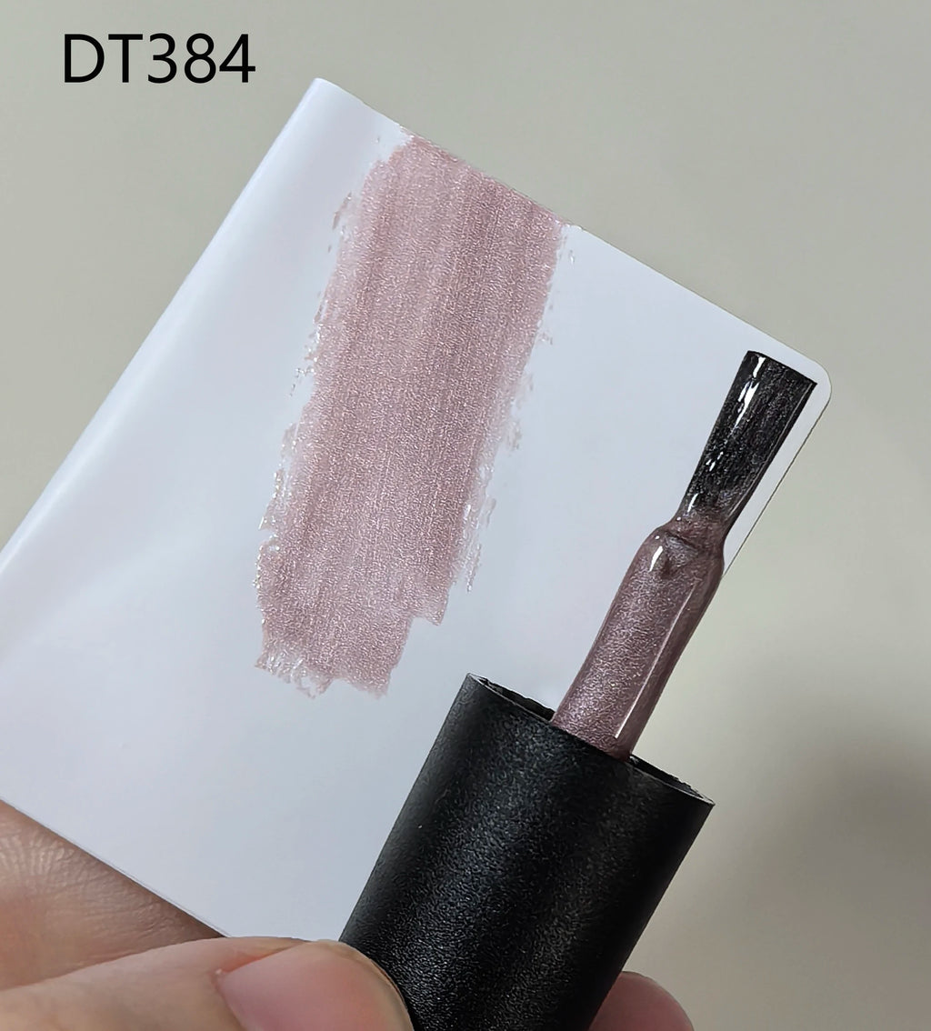 7ml LAQTA Cat Magnetic Gel Nail bottle with black cap and clear label, showcasing the gel inside, on a plain background.