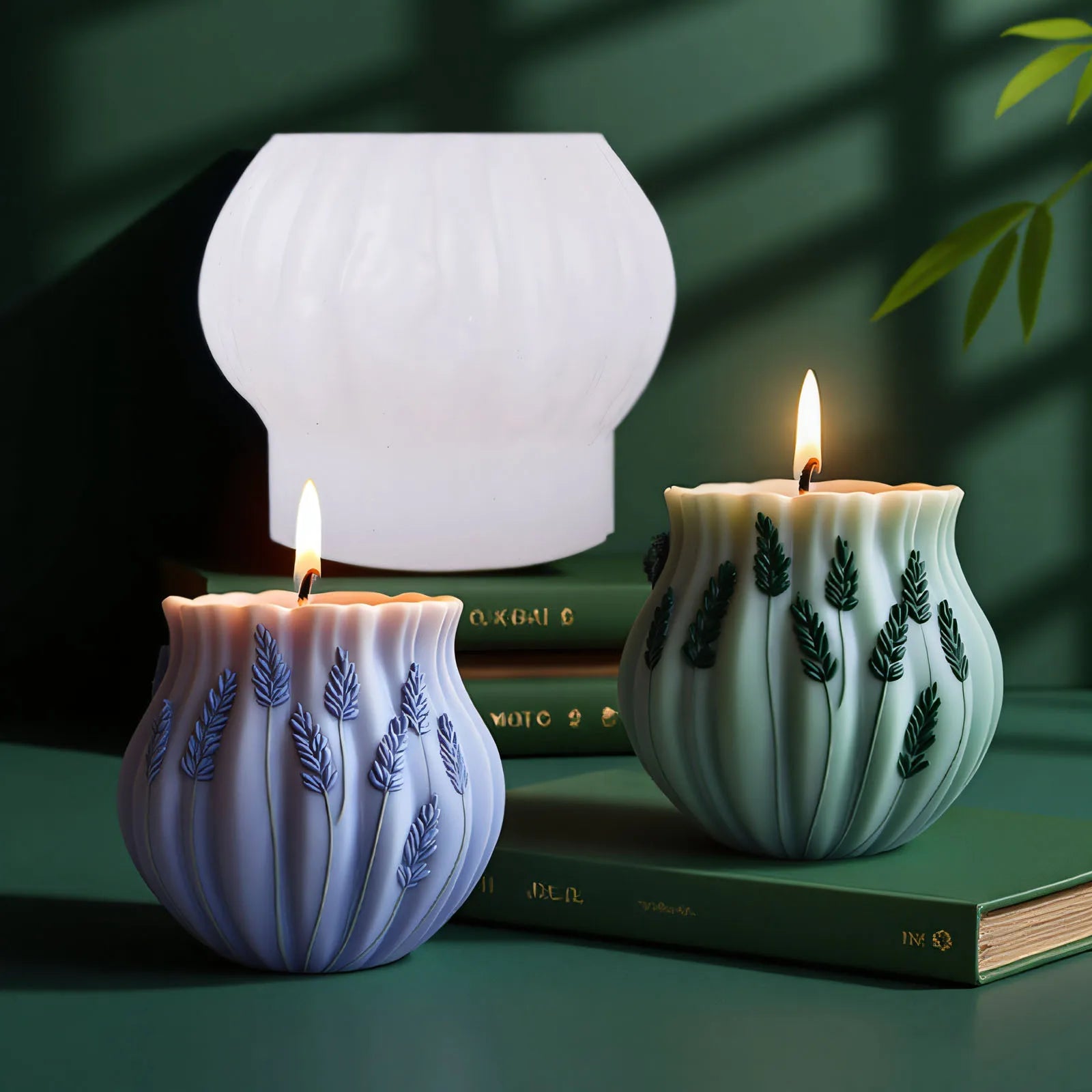 Lavender silicone candle mold by LAQTA, showing flexible, detailed mold for creating elegant lavender-colored candles.